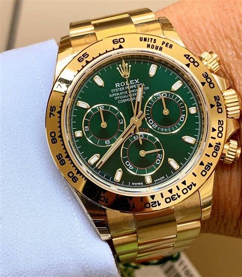 rolex daytona gold with green dial|rolex daytona 116508 price.